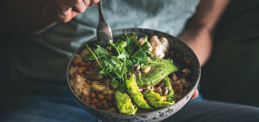 Cardiologist Dr Alok Chopra Shares 4 Everyday Indian Foods for Lasting Wellness